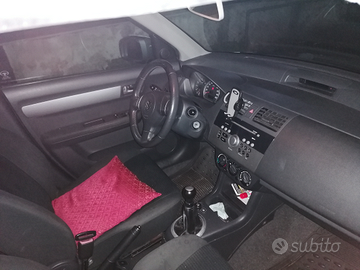 Auto Suzuki Swift 1.3 benzina. GPL