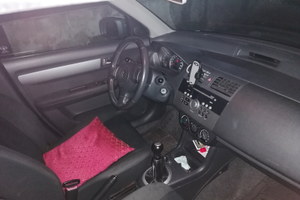 Auto Suzuki Swift 1.3 benzina. GPL