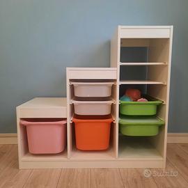 Mobile Bambini Ikea TRofast con contenitori