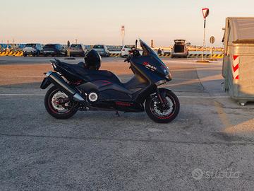 TMAX 530
