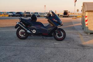 TMAX 530