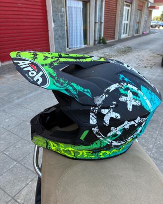 Casco Airoh