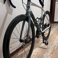 Scott addict carbonio del 2021