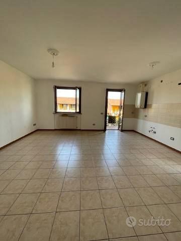 Appartamento di 95 m² con 3 locali e box auto dopp - Vista 3