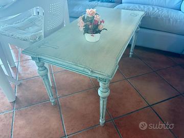 Tavolino da salotto in legno decorato – 100×50 cm