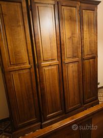Stanza da letto in legno 