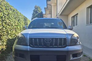 TOYOTA LAND CRUISER SERIE

120