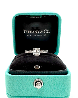 Anello solitario Tiffany