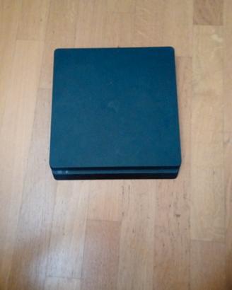 PS4 con accessori 