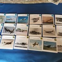 36 cartoncini degli aerei militari del mondo