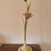 Sistema illuminazione a fiori in vetro colorato
