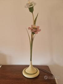 Sistema illuminazione a fiori in vetro colorato