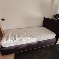 Letto imbottito singolo con contenitore
