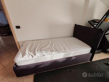 Letto imbottito singolo con contenitore