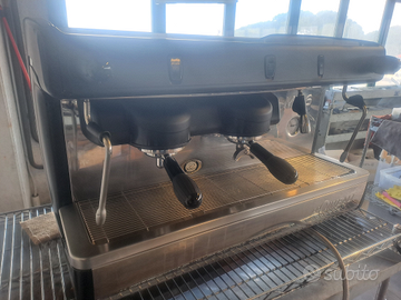 Manutenzione e riparazione macchine da caffè