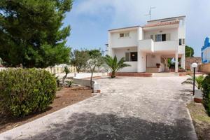 VILLA SINGOLA A NARDÒ