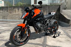 Ktm Duke 890 + Tech pack