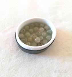 Giada nefrite chiara forata sfuso naturale mm.10