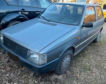 FIAT UNO 45 STING ANNO 1987 UNICO PROPRIETARIO