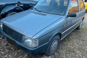 FIAT UNO 45 STING ANNO 1987 UNICO PROPRIETARIO