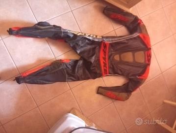 tuta integrale 
