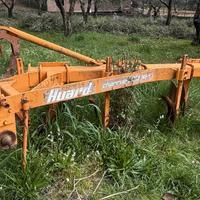 Aratro trivomere Huard SL3016 Losange.