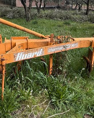 Aratro trivomere Huard SL3016 Losange.