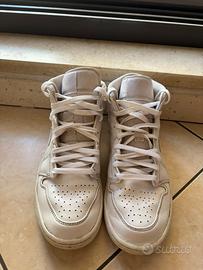 Jordan 1 mid
