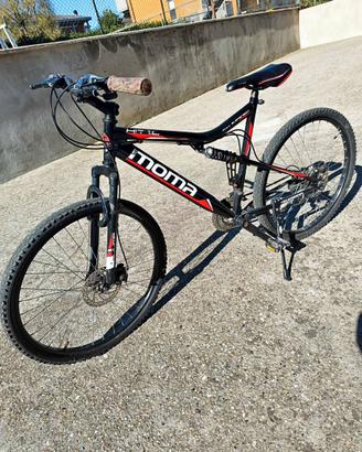 Moma Bikes Hit 1.0