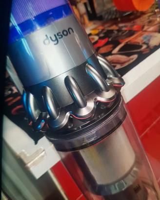 Dyson v11 usato con accessori no v10 v11 Outsize