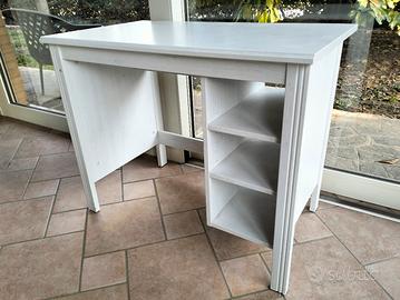 Scrivania IKEA Brusali bianca