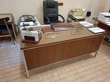 Scrivania a L da ufficio