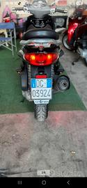 Beverly 250 i.e anno 2008 in perfette condizioni 
