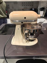 Kitchen Aid planetaria 4.8ARTISAN pari al nuovo