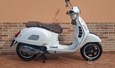Vespa gts 300 2010