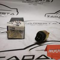 Interruttore Freno DR5 - Mahindra Goa 94109863