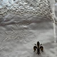 Tovagllia da tavolo e lenzuolo matrimoniale