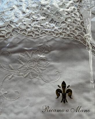 Tovagllia da tavolo e lenzuolo matrimoniale