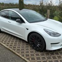 Tesla Model 3 Performance