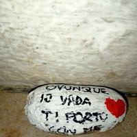 Sasso decorato a tema S.Valentino