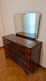 comò con specchio