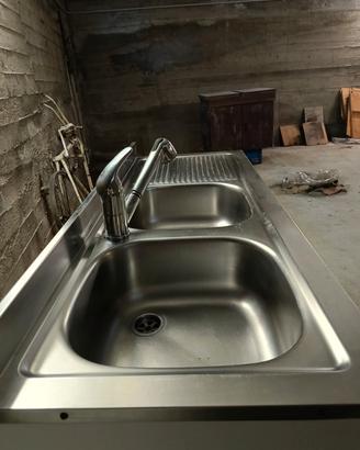 Lavello cucina 2 vasche e gocciolatoio in acciaio 