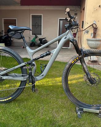 Mtb Cannondale biammortizzata 