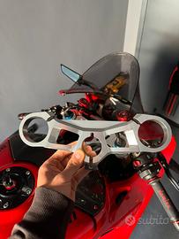 Piastra di sterzo panigale v4 ricavata dal pieno