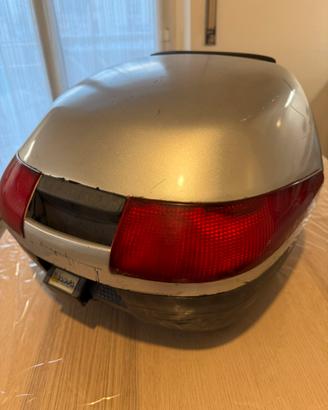 Bauletto portacaschi per scooter