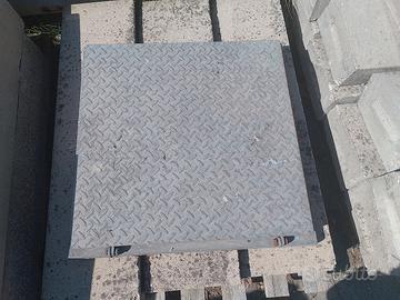 porta in acciaio zincato per pozzo 