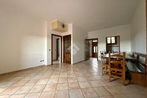 4 LOCALI A SANTO STEFANO DI MAGRA