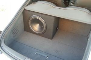 Subwoofer ed amplificatore Hertz più cavetteria