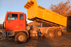 Autocarri RIBALTABILI TARGA GIALLA VARIE DISPOBILT