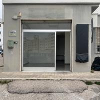 Locale commerciale nei pressi di via la martella